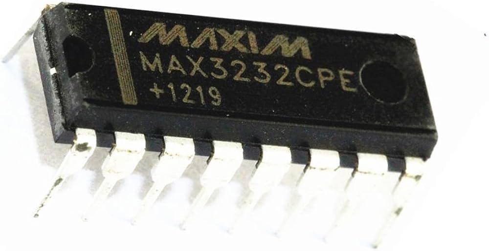MAX 3232 IC RS-232 Line Driver/Receiver DIP-16 MAX 3232 3232