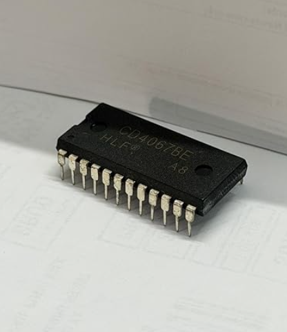 CD4067 ic 16-Channel Analog Multiplexer/Demultiplexer