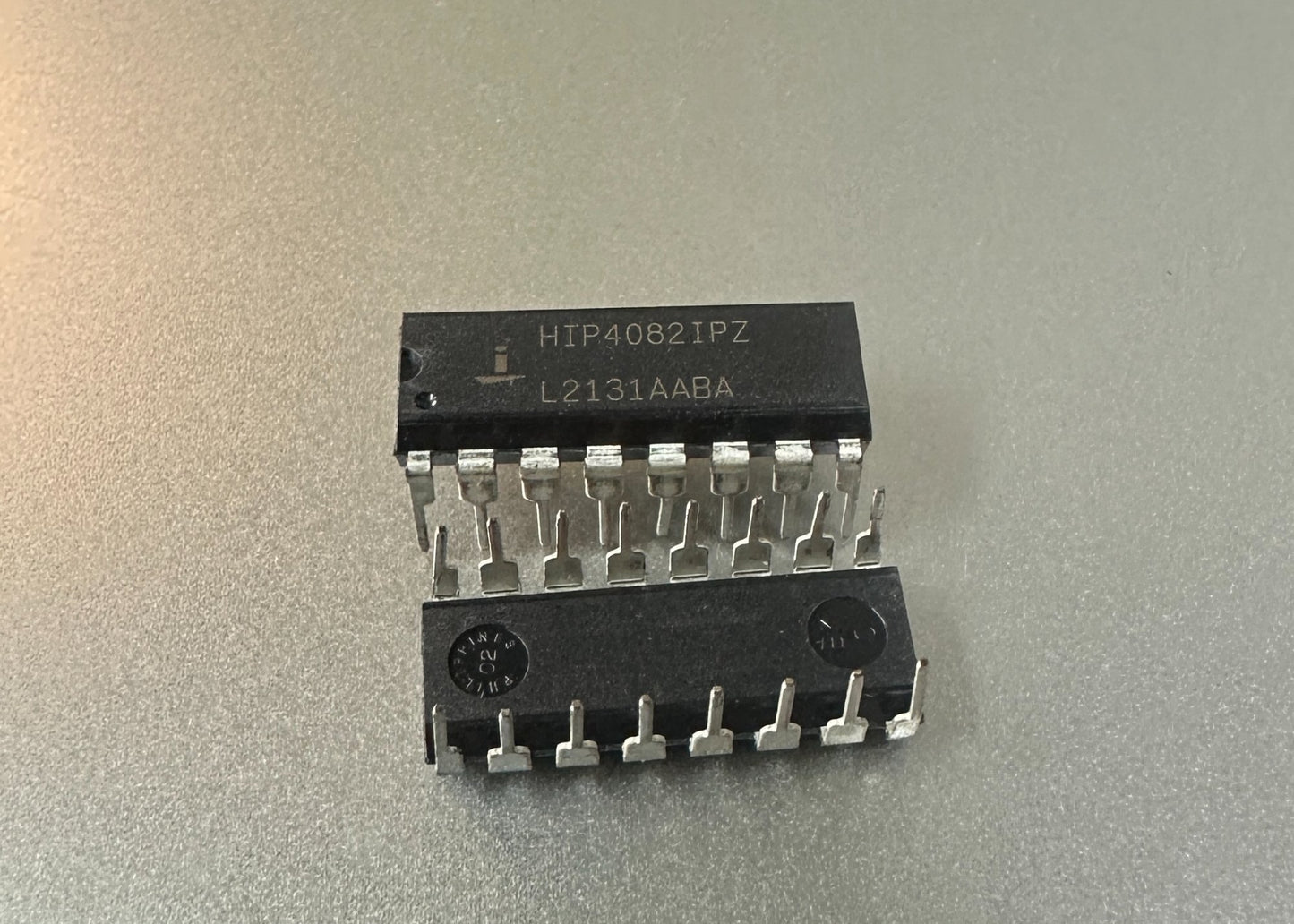 HIP 4082 SMD MOSFET
