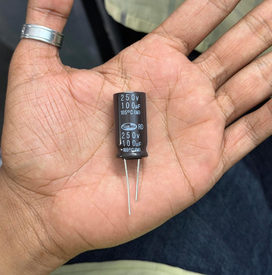 100uF 250V SAMWHA Electrolytic Capacitor