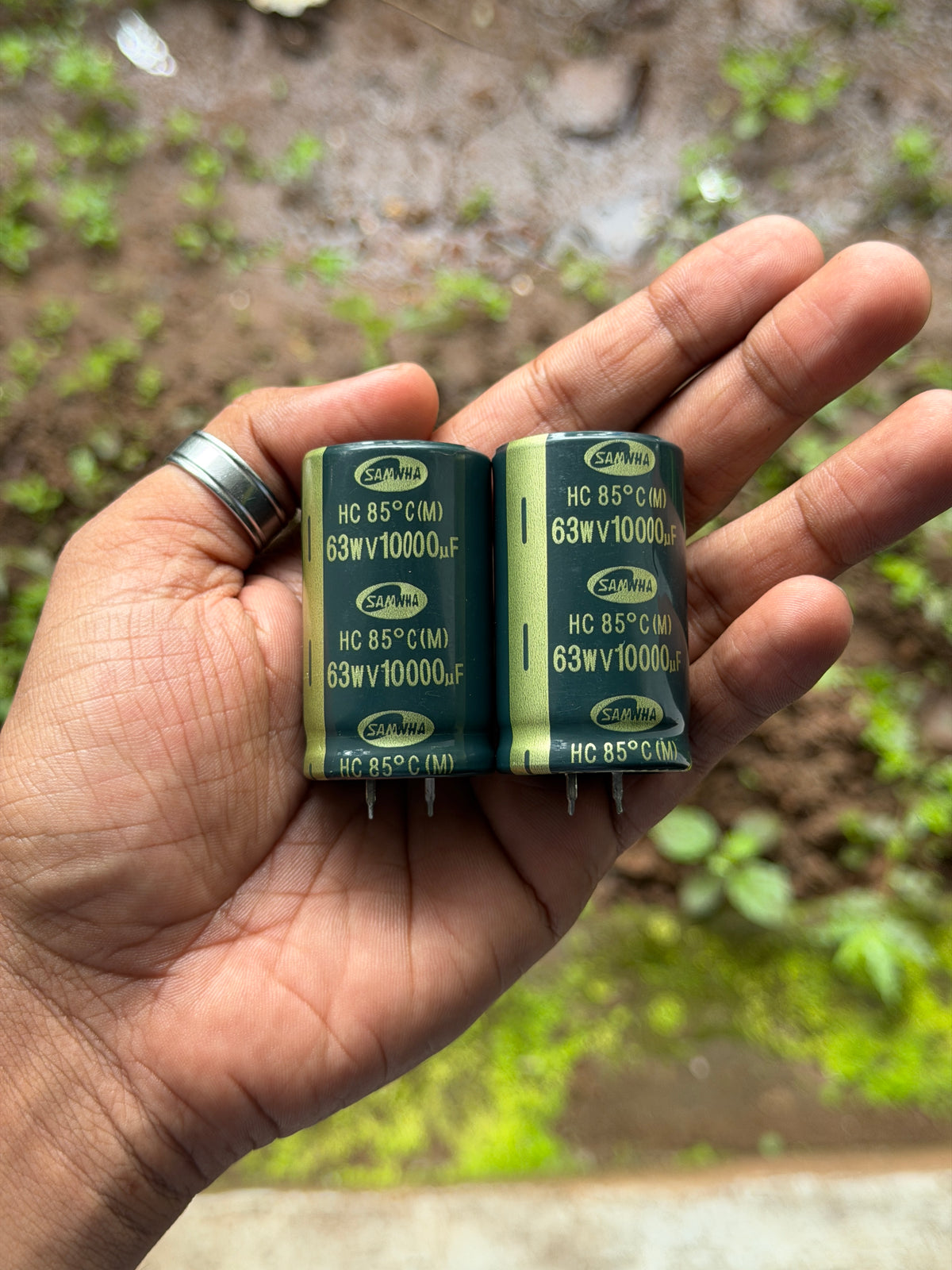 10000uF 63V Electrolytic Capacitor 85C SAMWHA 10000uF 63V