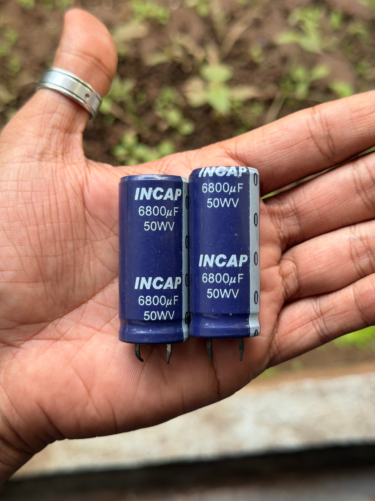 6800uF 50V Electrolytic Capacitor Radial 6800uF 50V